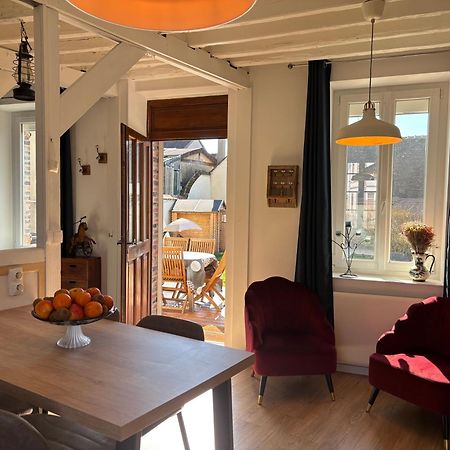 Villa Fontaine Avec Piscine Interieur Chauffee-Maison De Campagne Familiale -Ideal Vacances Ou Sejour Professionnel -3 Chambres-Bureau Separe -Lit Bebe - Parking Facile & Gratuit エクステリア 写真