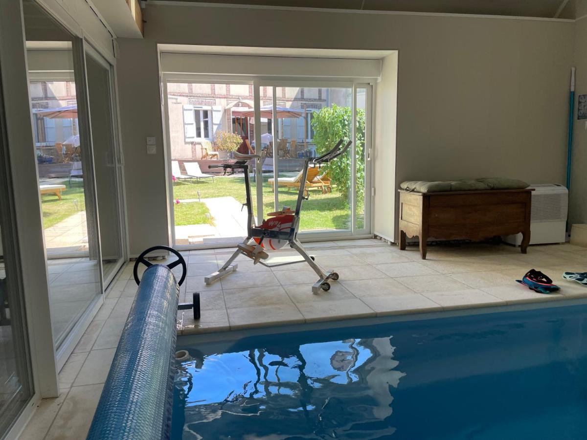 Villa Fontaine Avec Piscine Interieur Chauffee-Maison De Campagne Familiale -Ideal Vacances Ou Sejour Professionnel -3 Chambres-Bureau Separe -Lit Bebe - Parking Facile & Gratuit エクステリア 写真