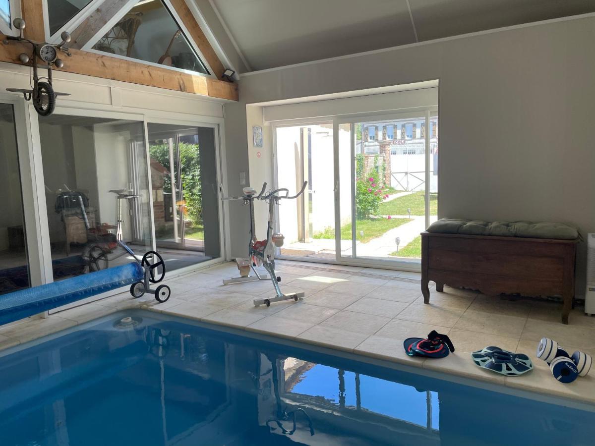 Villa Fontaine Avec Piscine Interieur Chauffee-Maison De Campagne Familiale -Ideal Vacances Ou Sejour Professionnel -3 Chambres-Bureau Separe -Lit Bebe - Parking Facile & Gratuit エクステリア 写真